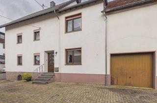 Haus kaufen in 54597 Steffeln, Gemütliches Eifler Landhaus mit Garage,Scheune & Garten in Ruhiger Ortsrandlage