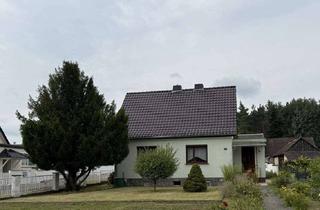 Haus mieten in Ortrander Straße 46, 04932 Gröden, Geräumiges 4-Zimmer Einfamilienhaus mit Garage in Gröden