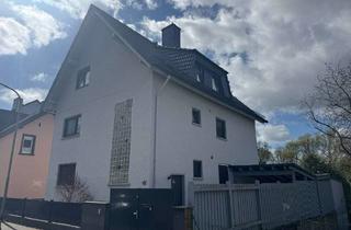 Anlageobjekt in 63457 Hanau, MAINNÄHE! Großes 3-Familienhaus in ruhiger Randlage!