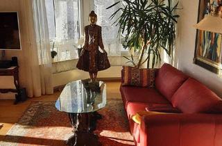 Wohnung kaufen in 61462 Königstein, Königstein im Taunus - 4-Zimmerwohnung in einem 12-Familienhaus im Hochparterre