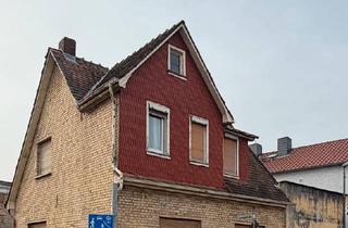 Einfamilienhaus kaufen in 68623 Lampertheim, Lampertheim - Renovierungsbedürftiges Einfamilienhaus