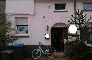 Reihenhaus kaufen in 45768 Marl, Marl - Reihenhaus in Herten, 360 Quadratmeter Garten.