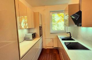 Wohnung kaufen in 13507 Berlin, Berlin - Top sanierte 3-Raum Wohnung mit Balkon & Stellplatz in Tegel