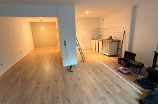 Wohnung kaufen in 28207 Bremen, Bremen - Charmante Suoterrainwohnung, ca. 58qm mit eigenem Garten