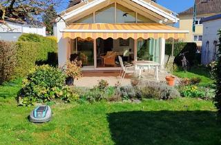 Einfamilienhaus kaufen in 65824 Schwalbach, Schwalbach am Taunus - Attraktives Einfamilienhaus für Familien und Gartenliebhaber