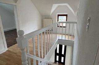 Haus kaufen in 57539 Etzbach, Etzbach - Saniertes Massivhaus mit Doppelgarage