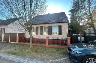 Einfamilienhaus kaufen in 39307 Genthin, Genthin - Einfamilienhaus mit Anbau, Scheune und Gewächshaus sowie Garten