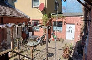 Wohnung kaufen in 45891 Gelsenkirchen, Gelsenkirchen - Eigentumswohnung plus Gewerbe ges. Grundfläche 242 qm