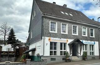 Haus kaufen in 58553 Halver, Halver - Vielseitiges Wohn- und Geschäftshaus mit großzügiger Garten-Oase
