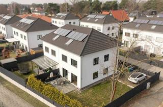Doppelhaushälfte kaufen in 15806 Zossen, Zossen-Wünsdorf - Neuwertige Doppelhaushälfte mit Dachstudio - Bereit zum Einzug