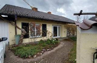 Einfamilienhaus kaufen in 78315 Radolfzell, Radolfzell am Bodensee - Stilvolles Einfamilienhaus mit großem Platzangebot auf der Halbinsel Mettnau in Radolfzell zu verkaufen.