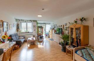 Wohnung kaufen in 83533 Edling, Ruhige und helle 1-Zimmer-Wohnung mit Terrasse und kleinem Garten