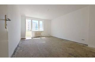 Wohnung kaufen in Brauhofstraße, 10587 Charlottenburg, Freie 3-Zimmer-Wohnung mit Südbalkon und Aufzug nahe Spree und Schloss Charlottenburg!