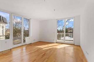 Wohnung kaufen in Kreuzgraben, 13156 Niederschönhausen, Bezugsfreie & lichtdurchflutete 3-Zimmer-Etagenwohnung mit sonnigem Balkon und TG-Stellplatz