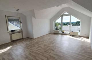 Wohnung mieten in Meisenweg, 51709 Marienheide, Helle 2-Zimmer-Wohnung 69 m² - mit Balkon, Stellplatz und Einbauküche in ruhiger Lage