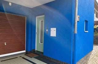 Wohnung mieten in Karlstr. 13, 66128 Saarbrücken, Maisonette im Architektenhaus - 3 Ebenen, Terrasse, eig. Eingang