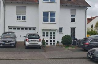 Wohnung mieten in An Der Trift 68, 63303 Dreieich, Geschmackvolle 4-Zimmer-Wohnung mit gehobener Innenausstattung mit Balkon und EBK in Dreieich