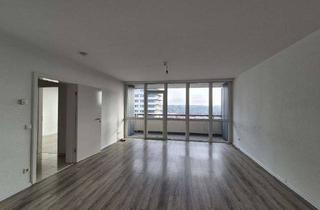 Wohnung mieten in Hans-Böckler-Platz, 45468 Mitte, Wohnen über den Dächern von Mülheim – 8. Etage mit Einbauküche!