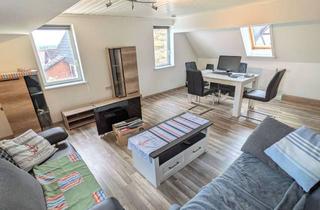 Wohnung mieten in Kaiserstraße 89, 72108 Rottenburg, Möblierte Dachgeschosswohnung (78 qm) all inclusive - separater Eingang & Garage im Zweifamilienhaus