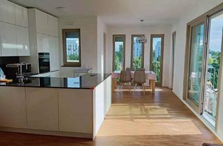 Wohnung mieten in Römischer Ring 48, 60486 Bockenheim, Stilvolle, neuwertige 4-Zimmer-Wohnung mit Balkon und EBK in Frankfurt