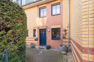 Reihenhaus kaufen in 51371 Rheindorf, Außen klein, innen groß!Reihenhaus in Leverkusen-Rheindorf