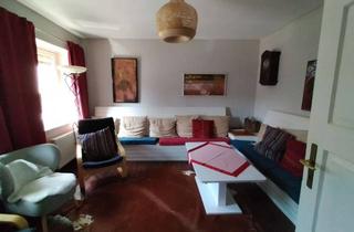 Haus kaufen in 54570 Deudesfeld, Entdecken Sie zwei charmante Ferienhäuser auf einem malerischen Gemeinschaftsgrundstück!