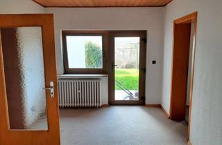 Haus kaufen in 51766 Engelskirchen, Zweifamilienhaus auf großzügigem Grundstück – perfekt für vielseitige Nutzungsmöglichkeiten.