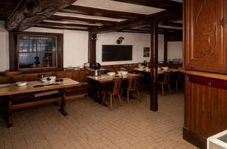 Haus kaufen in 51570 Windeck, Vielseitiges Geschäfts- und Wohnhaus mit großem Entwicklungspotenzial.