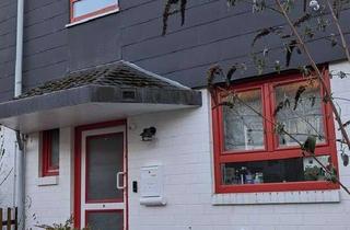 Reihenhaus kaufen in 24147 Elmschenhagen-Nord, Von Privat: Pfiffig umgebautes Mittelreihenhaus in ruhiger Lage