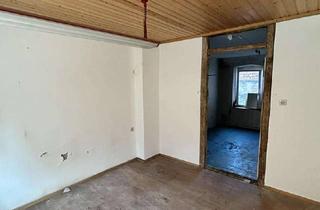 Haus kaufen in 67822 Finkenbach-Gersweiler, Renovieren und Einziehen, Garten vorhanden.