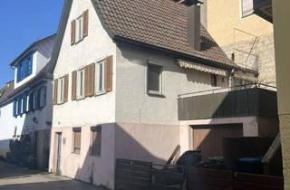 Haus kaufen in Unter Der Mauer 20, 71111 Waldenbuch, Sanierungsbedürftiges Altstadthaus mit Garage in zentraler Lage von Waldenbuch