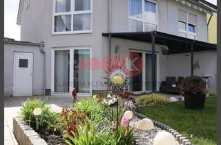 Haus kaufen in 59192 Bergkamen, Ankommen und direkt wohlfühlen: Familienfreundliche DDH mit Garten