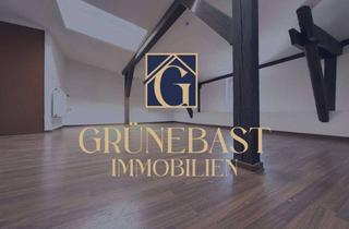 Wohnung kaufen in 26382 Bant, Zentrale Dachgeschosswohnung mit gemütlicher Balkenlage