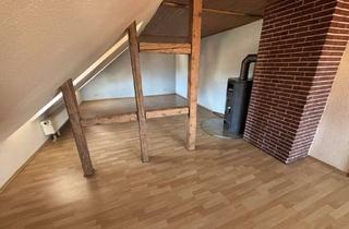 Wohnung mieten in Bernhardstraße 12, 96515 Sonneberg, Gemütliche 3,5-Zimmer Altbauwohnung mit Schwedenofen