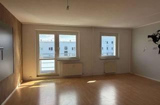 Wohnung mieten in Kastanienallee 96, 12627 Hellersdorf, Max. 2 Personen - Charmantes Apartment mit Balkon und Wannenbad - leider ohne Aufzug!
