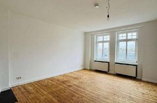 Wohnung mieten in Anklamer Strasse 25a, 17489 Südliche Mühlenvorstadt, Helle, frisch sanierte zwei Zimmer Altbauwohnung