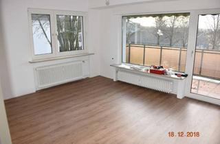 Wohnung mieten in 42899 Lüttringhausen, Ab sofort: sanierte, schöne, helle 4-Zimmer-Wohnung in ruhiger, aber zentraler Lage RS-Lüttringhaus.