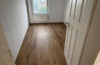 Wohnung mieten in Straße Der Freundschaft 21, 04808 Falkenhain, Helle 2-Zimmer-Wohnung im 1. OG in Lossatal OT Dornreichenbach