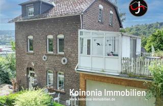 Einfamilienhaus kaufen in 57548 Kirchen, Einfamilienhaus mit Einliegerwohnung, Doppelgarage und Wintergarten mit großem Garten