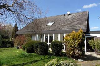 Einfamilienhaus kaufen in 73527 Schwäbisch Gmünd, Einfamilienhaus mit separater Dachgeschosswohnung und Doppelgarage in Herlikofen-Schwäbisch Gmünd