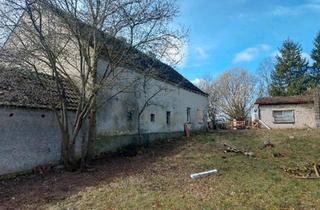 Haus kaufen in 15344 Strausberg, Strausberg - Handwerker aufgepasst 2 Häuser und 4000 qm Land