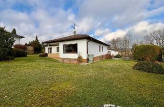 Einfamilienhaus kaufen in 94327 Bogen, Bogen - Bungalow mit Ausblick über den Gäuboden & 30 Min nach Regensburg