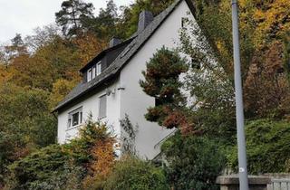 Haus kaufen in 95460 Bad Berneck, Bad Berneck im Fichtelgebirge - Bad BerneckLkrs. Bayreuth Wohnhaus in schöner Hanglage am Waldr