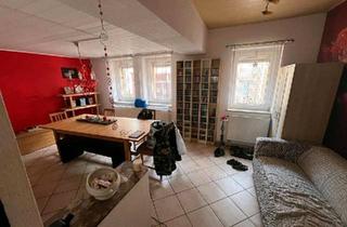 Reihenhaus kaufen in 53501 Grafschaft, Grafschaft - Einfamilienhaus 120 qm, mit Innenhof und Scheunen, ohne Garten