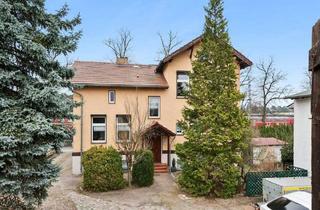 Haus kaufen in 15738 Zeuthen, Zeuthen - Zweifamilienhaus im Herzen von Zeuthen auf großzügigem Grundstück