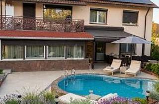 Haus kaufen in 71106 Magstadt, Magstadt - MODERNISIERT FÜR MEHRGENERATIONEN