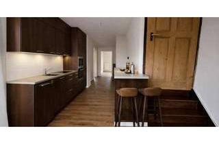 Wohnung mieten in 86159 Innenstadt, Lichtdurchflutete 3-Zimmer-Wohnung mit Dachterrasse in Bestlage – Augsburg Innenstadt