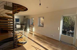 Wohnung mieten in 97082 Steinbachtal, Sonnige 3-Zimmer Wohnung mit Terrasse über 3 Etagen