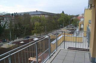 Wohnung mieten in An Der Petruskirche 16c, 06120 Kröllwitz, Seniorengerechte 2 Raumwohnung mit Balkon in Kröllwitz Medikum