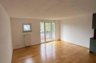 Wohnung mieten in Hauptstraße 102, 76297 Stutensee, Helle 2-Zimmer-Wohnung mit Balkon + TG-Stellplatz im 1. OG in Stutensee